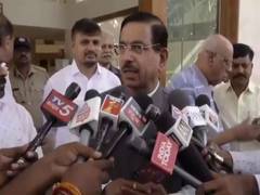 
      
      Pralhad Joshi claims Congress faces ‘Confusion’ on CM Post
      
      