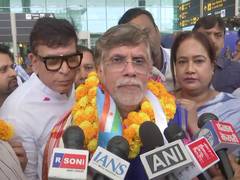
      
      Khera after SC grants anticipatory bail in defamation case
      
      