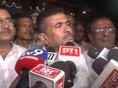 
      
      Suvendu Adhikari offers prayers at Laxmi Narayan Temple
      
      