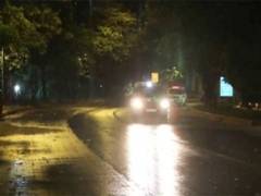 
      
      Delhi: Rain lashes several parts of the national capital
      
      