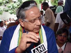 
      
      Congress MP Shashi Tharoor 