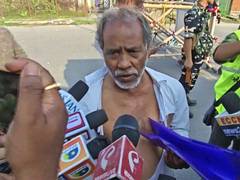 
      
      TMC's Bishu Dhar allegedly attacked by BJP workers in Cooch Behar
      
      