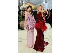 
      
      Nicole Kidman paints Met Gala red in dazzling gown
      
      