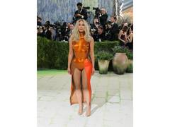 
      
      Met Gala 2026: Kim Kardashian channels warrior energy
      
      