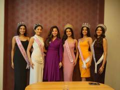 
      
      Konkana Bakshi Trains Pageant Winners on Etiquette
      
      