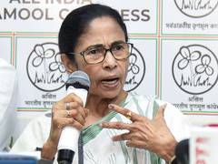 
      
      Outgoing Bengal CM Mamata Banerjee refuses to resign
      
      