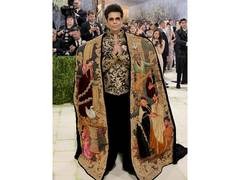 
    Karan Johar reflects on 