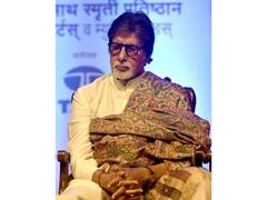 
    Amitabh condoles demise of his fan from Prayagraj
    