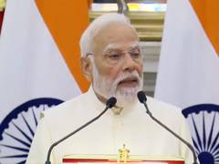 
      
      PM Modi hails $25B trade target as India-Vietnam ties deepen
      
      