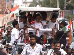 
      
      Congress MLA-elect VD Satheesan holds roadshow in Peravur after e
      
      
