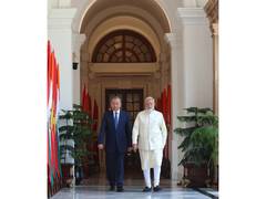 
      
      PM Modi, Vietnam President call for strengthening role of Global 
      
      