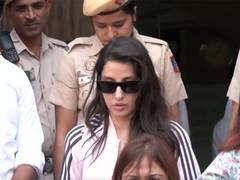 
      
      ‘Sarke Chunar’ row: Nora Fatehi appears before NCW
      
      