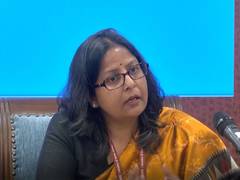 
      
      OMCs facing average under-recovery of Rs 30,000 crore per month o
      
      
