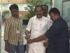 
      
      Keralam Cong leaders VD Satheesan, Ramesh Chennithala arrive...
      
      