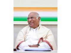 
      
      Kharge pays tribute to Rabindranath Tagore on his birth anniversa
      
      