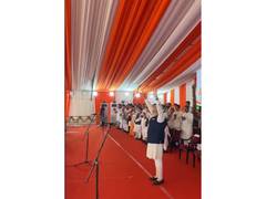 
      
      PM Modi bows on stage to greet public at Bengal Govt swearing-in
      
      