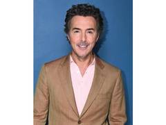 
      
      Shawn Levy to direct sci-fi film 'Somewhere Out There'
      
      