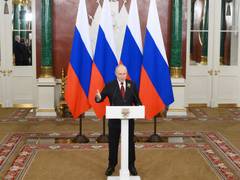 
      
      Putin open to meeting Zelenskyy abroad for first time
      
      