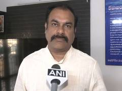 
      
      BRS Ravula Reddy congratulates Vijay ahead of CM oath ceremony
      
      