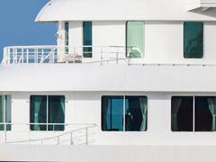 
      
      Spain: Hantavirus-hit cruise ship reaches Tenerife
      
      