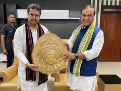 
      
      Tripura CM congratulates Himanta Biswa Sarma
      
      