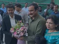 
      
      Vijay travels to Akkarai to meet PMK President Anbumani Ramadoss
      
      