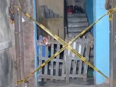 
      
      WB: Crude bomb, raw materials recovered in Naihati
      
      