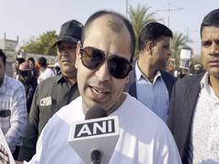 
      
      Mulayam Singh Yadav's younger son Prateek Yadav dies
      
      