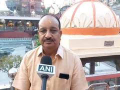 
      
      UP minister attends 'Bhasma Aarti' at Mahakaleshwar Temple
      
      