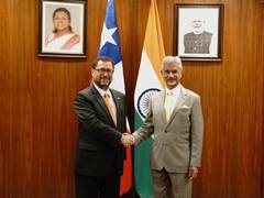 
      
      EAM Jaishankar meets Chilean FM Francisco Pérez Mackenna
      
      
