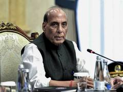 
      
      Defence Minister Rajnath Singh downsizes his convoy size
      
      