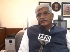 
      
      Gajendra Singh pays homage to Bhairon Singh Shekhawat
      
      