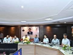 
      
      Govt reviews CMPDIL performance, stresses clean coal, critical mi
      
      