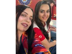 
      
      Celina Jaitly calls Preity Zinta 