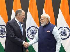 
      
      Russian FM discusses Special and Privileged Strategic Partnership
      
      