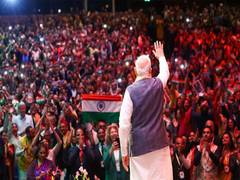 
      
      PM Modi hails Indian diaspora contribution to Netherland
      
      