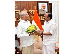 
      
      Congress-led UDF Cabinet to take oath tomorrow
      
      