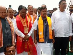 
      
      Nitin Nabin hoists 100-foot National Flag in Bhubaneswar
      
      