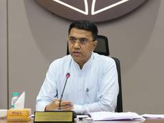 
      
      Goa CM Pramod Sawant holds SDMA meeting
      
      