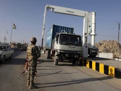 
      
      N-40 Quetta-Taftan highway witnesses series of armed attacks, blo
      
      