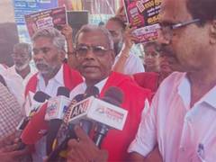 
      
      CPI(M)'s Shanmugam demands roll back of fuel price hike
      
      