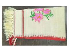 
    PM Modi gifts silk stoles, marble work box to PM Meloni
    