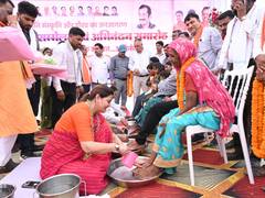 
      
      Ghar wapasi:200 people return to 