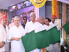 
      
      Minister Vaishnaw flags off Vande Bharat service in Jodhpur
      
      