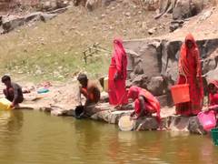 
      
      Residents of Shankargarh battles acute water crisis amid heatwave
      
      