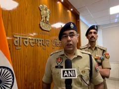 
      
      Six held in Gurdaspur for planning highway robbery
      
      