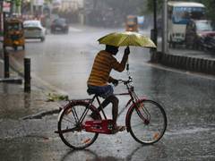 
      
      Assam: IMD predicts heavy rainfall likely over Guwahati city in 2
      
      