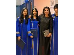 
      
      Farah Khan celebrates Diva, Anya, Czar's graduation
      
      