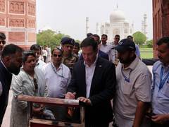 
    Marco Rubio hails Taj Mahal during visit with wife Jeanette
    