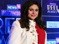 
      
      Meenakshi Seshadri eyes Bollywood comeback after India return
      
      